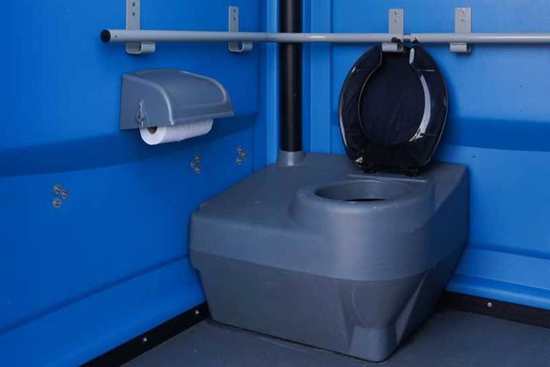 Huren van een mobiele invalidetoilet